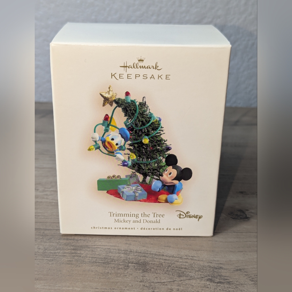 Hallmark Keepsake Mickey and Donald “Trimming the Tree” Ornament 2007 Disney